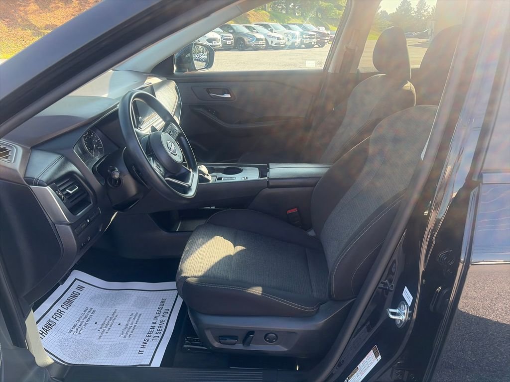 Used 2023 Black Nissan SV image 10