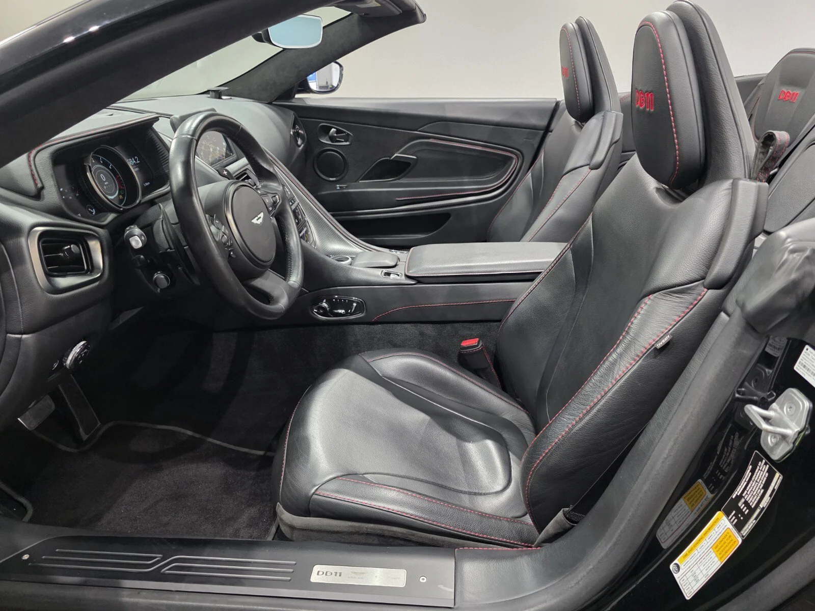 Used 2019 Jet Black Aston Martin Volante image 28