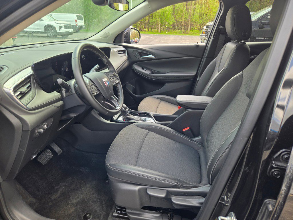 2025 Buick Encore GX Preferred - Photo 21