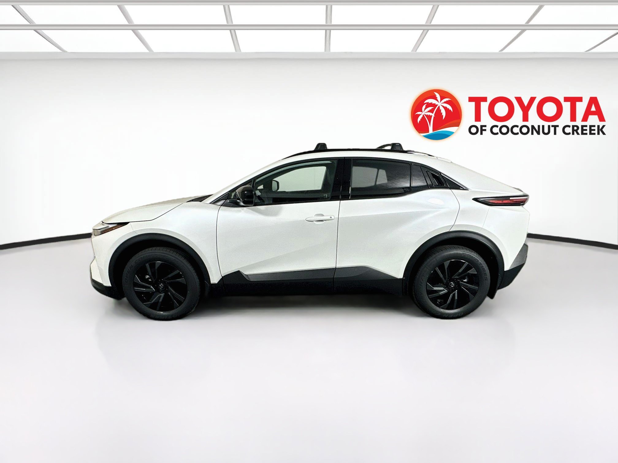 New 2026 Wind Chill Pearl Toyota SE image 6