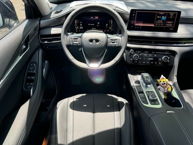 New 2027 Gray INFINITI LUXE image 16