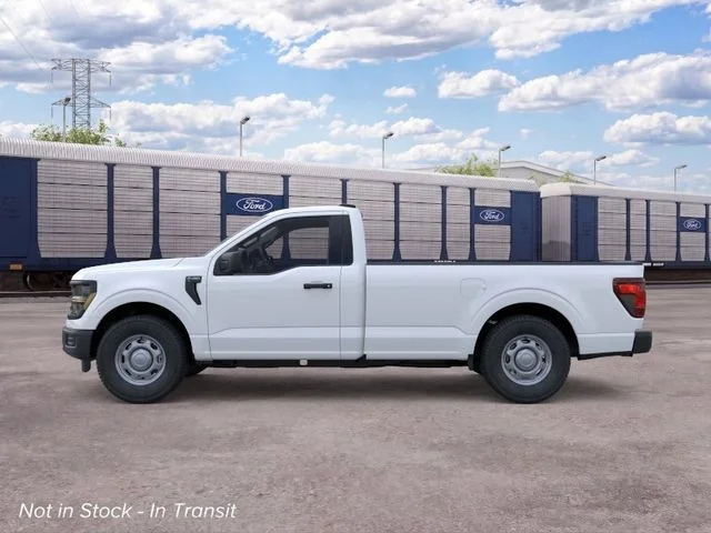 New 2026 Oxford White Ford XL image 3