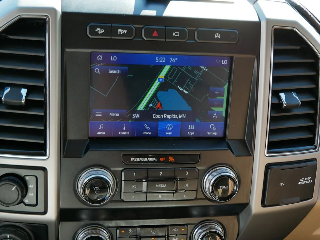 Used 2019 Silver Ford Lariat image 19