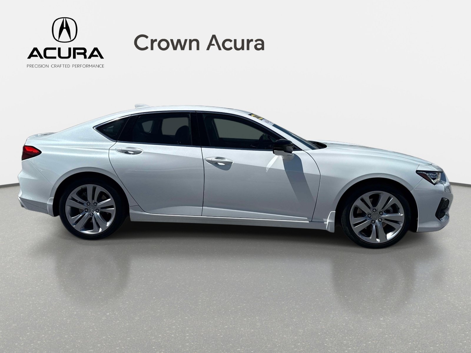 Used 2023 Platinum White Acura w/Technology Package image 5