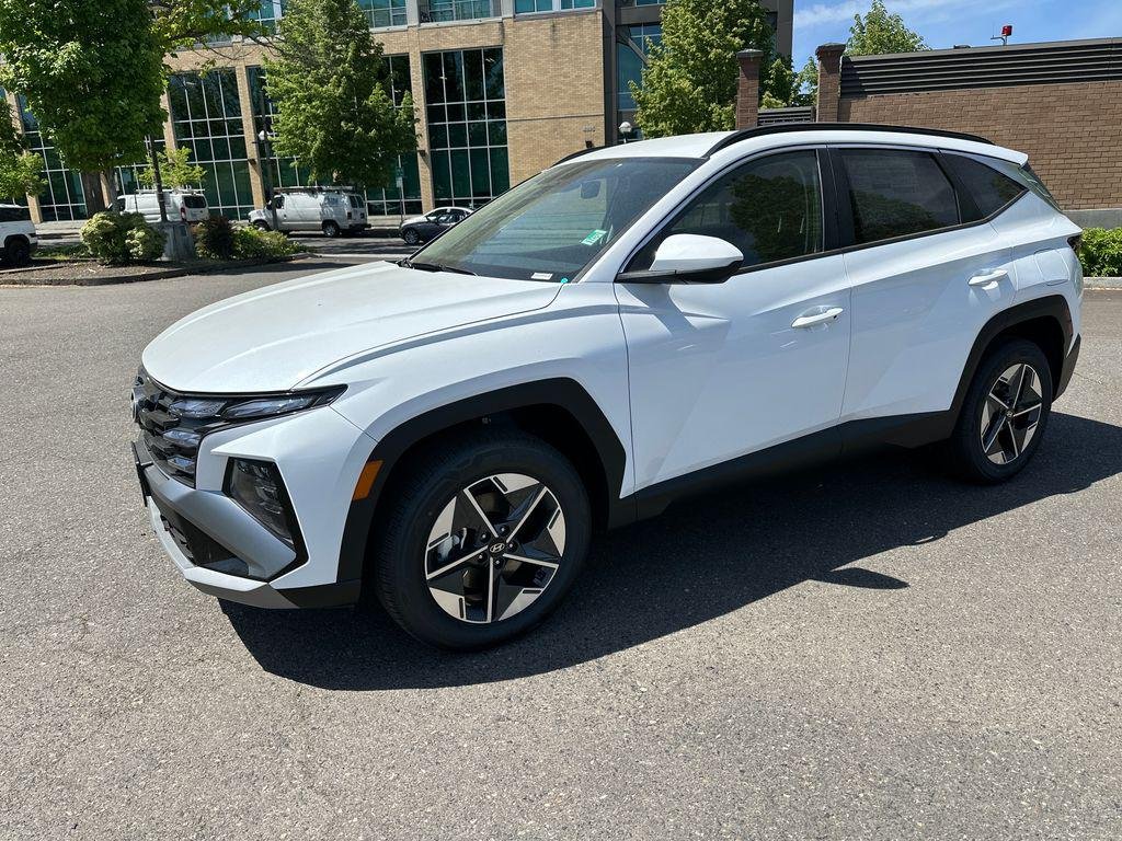 New 2026 White Hyundai SEL AWD image 2