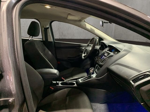 Used 2012 Gray Ford SE image 19