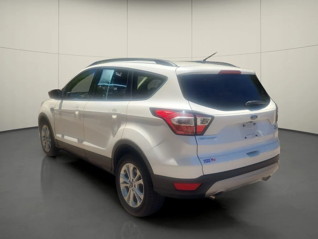 Used 2017 White Ford SE image 5