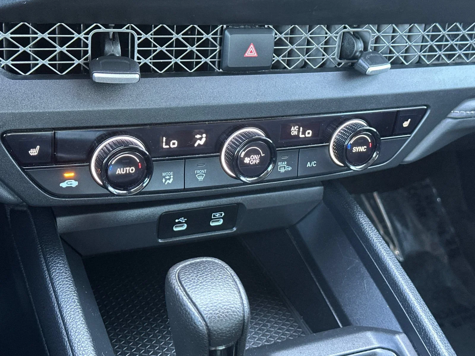 Used 2023  Honda EX image 19