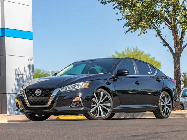 2020 Nissan Altima SR FWD