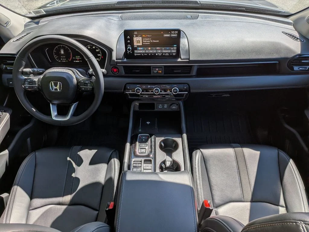 Used 2025 Gray Honda Touring image 25
