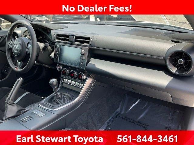 Certified Used 2025 HALO Toyota  image 33
