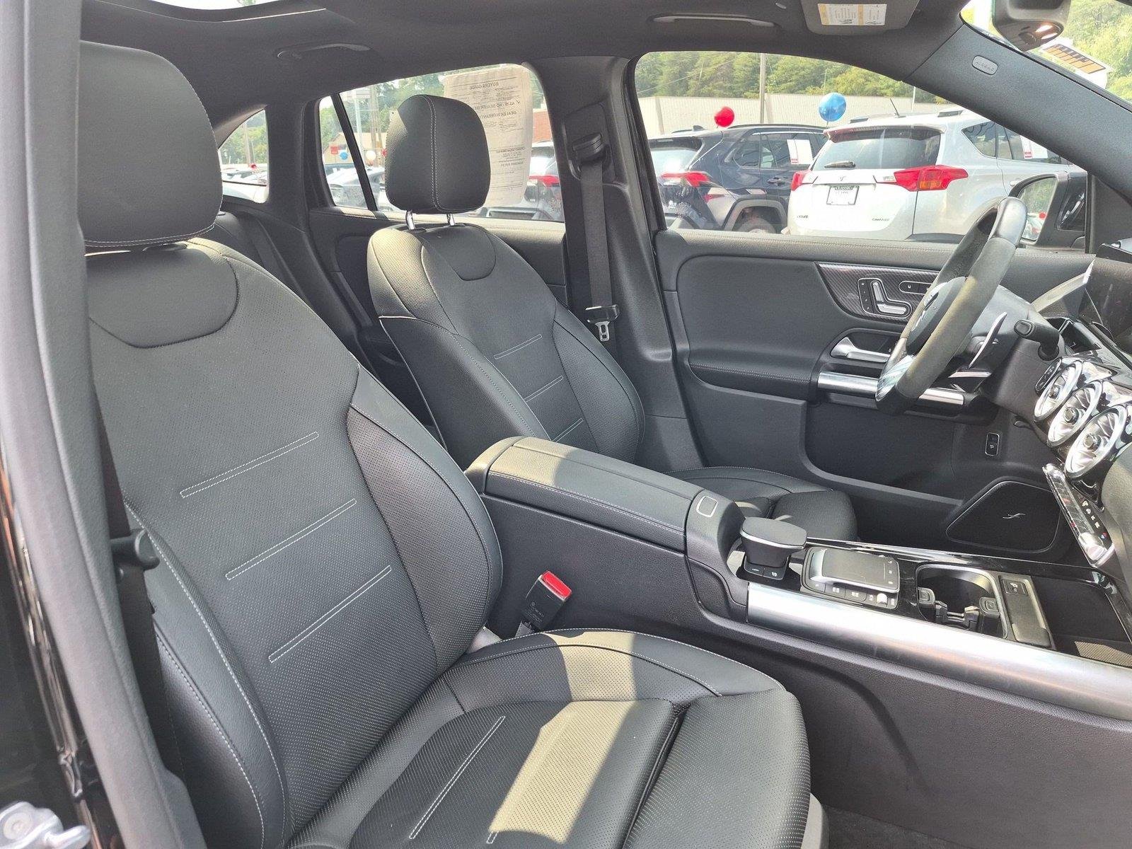Used 2022 Night Black Mercedes-Benz AMG® GLA 45 image 39