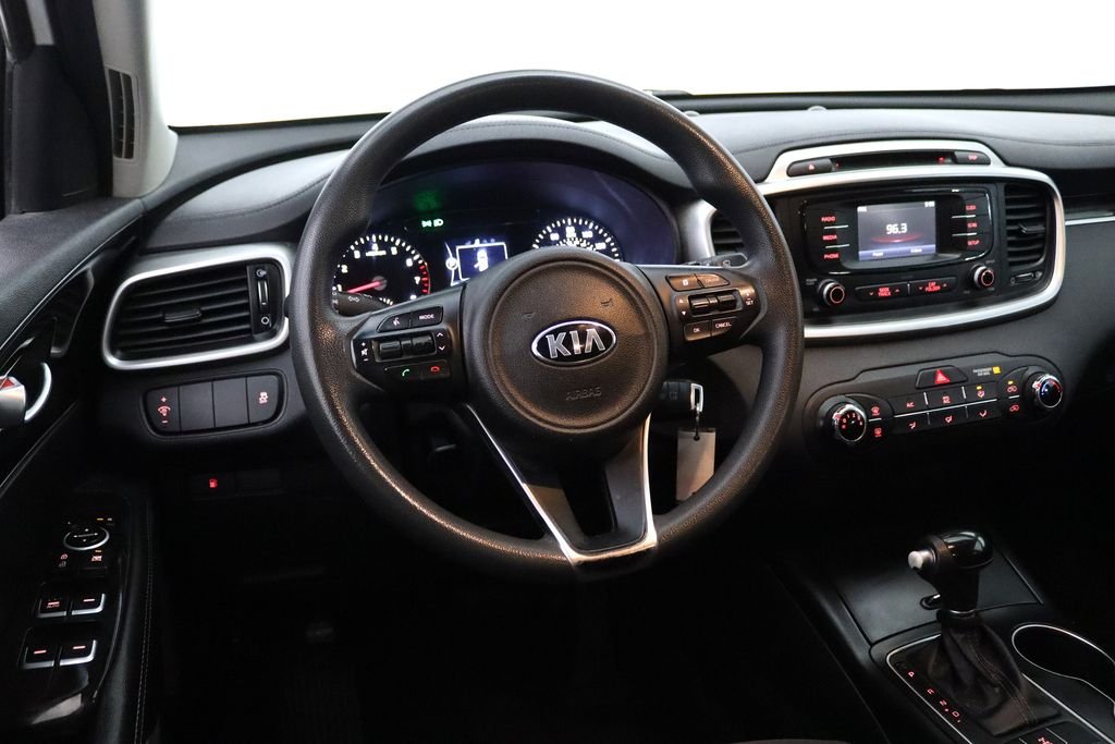 Used 2017 White Kia LX image 13
