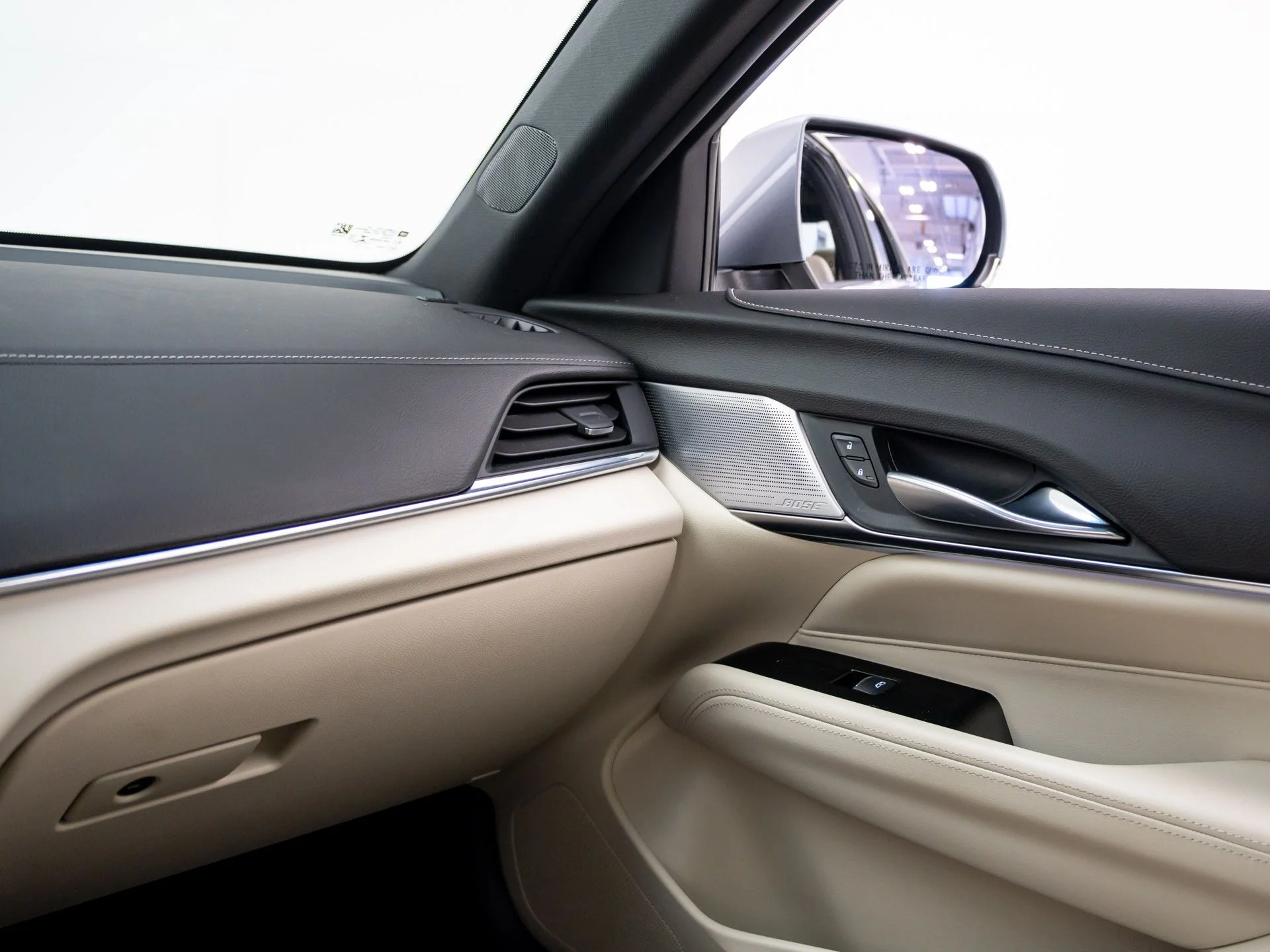 Used 2022 Gray Cadillac Premium Luxury image 30