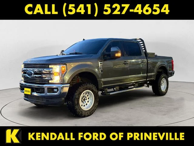 2019 Ford F-250 Lariat 4x4 Crew Cab 6-3/4' Box's photo