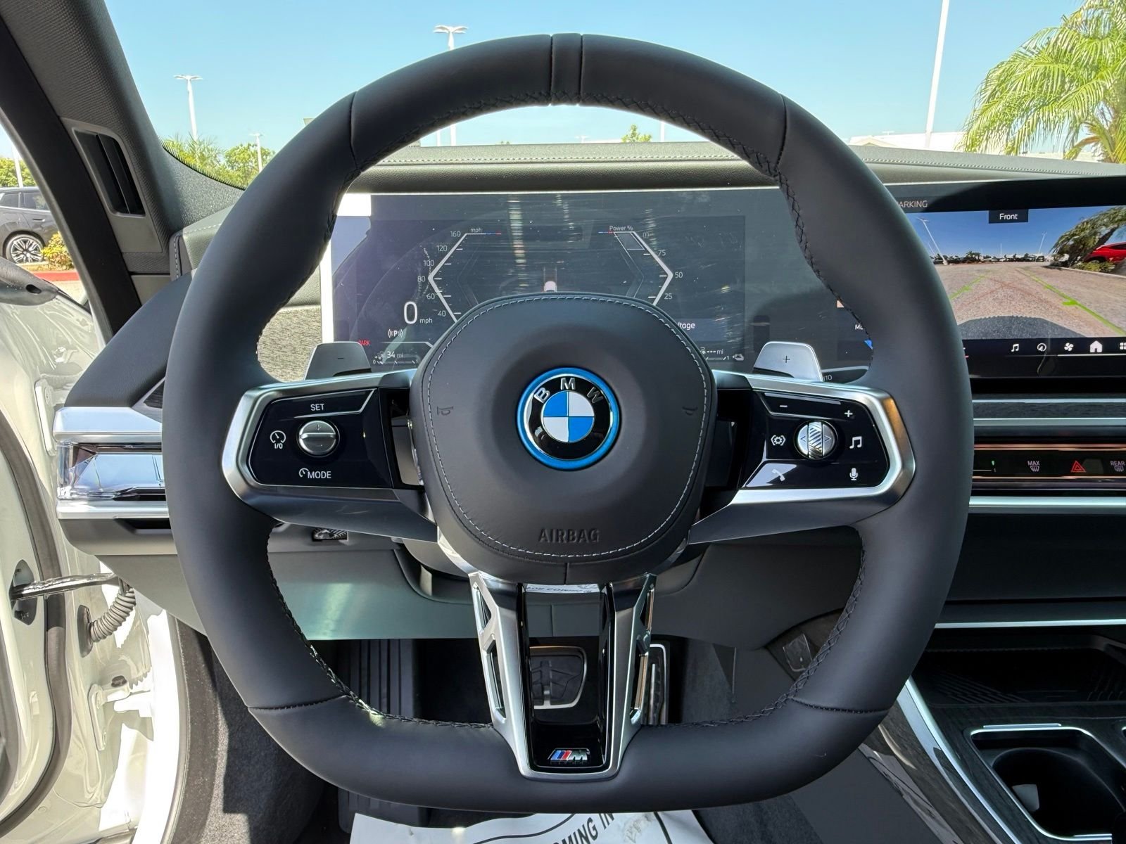 New 2026 Alpine White BMW 750e xDrive image 24