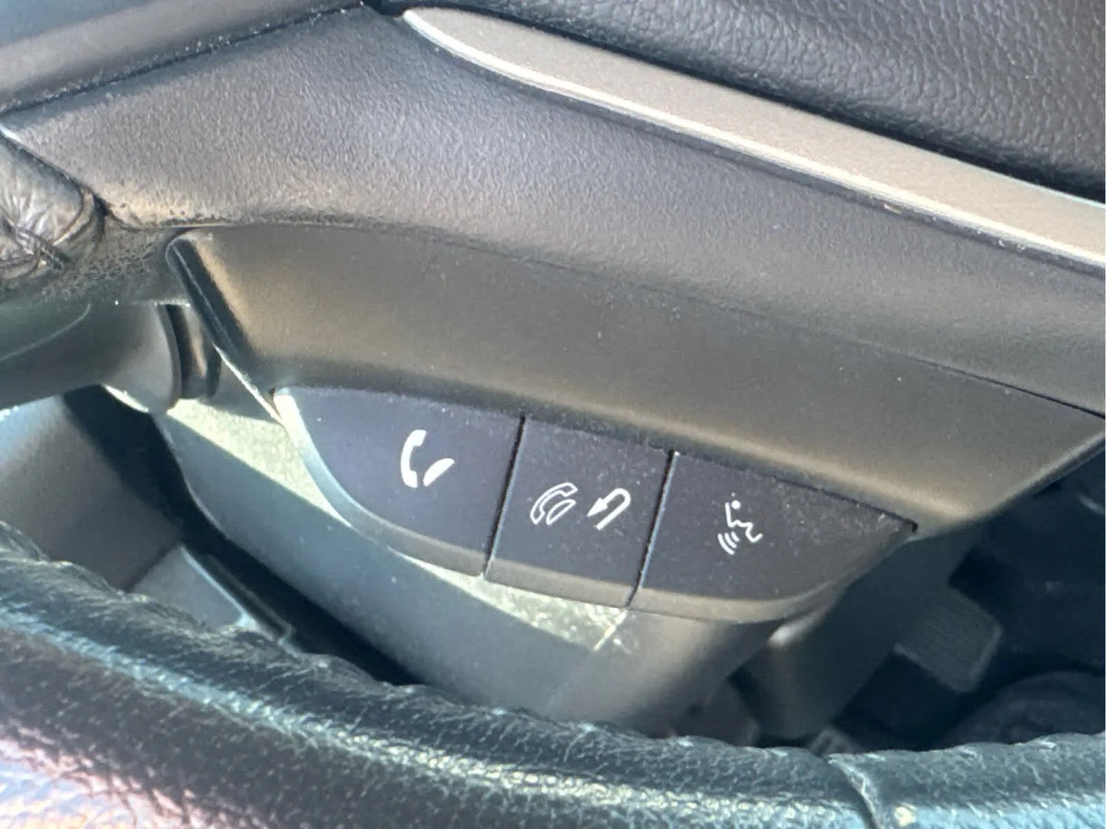 Used 2014 White Diamond Pearl Honda EX-L image 14