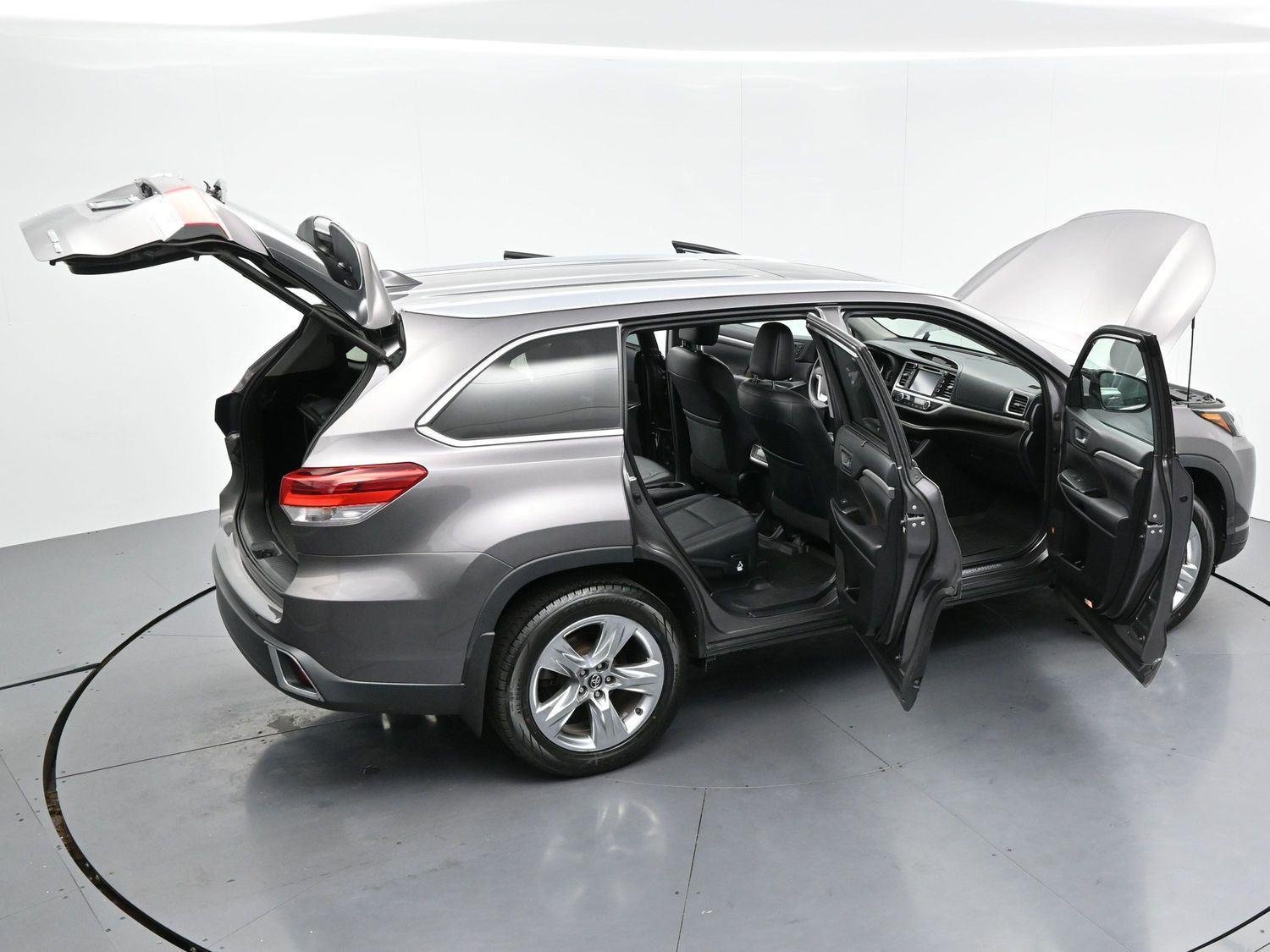 Used 2019 Predawn Gray Mica Toyota Limited image 49