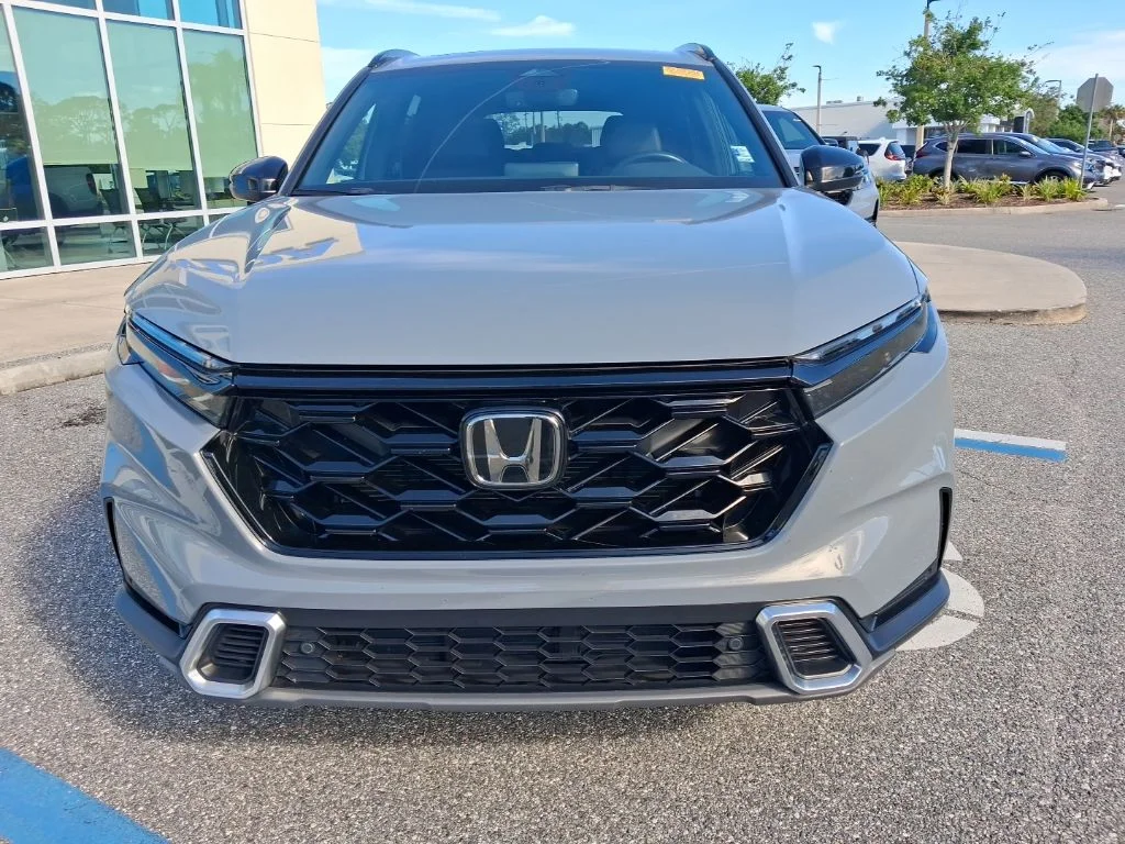 Used 2024  Honda Sport Touring image 2