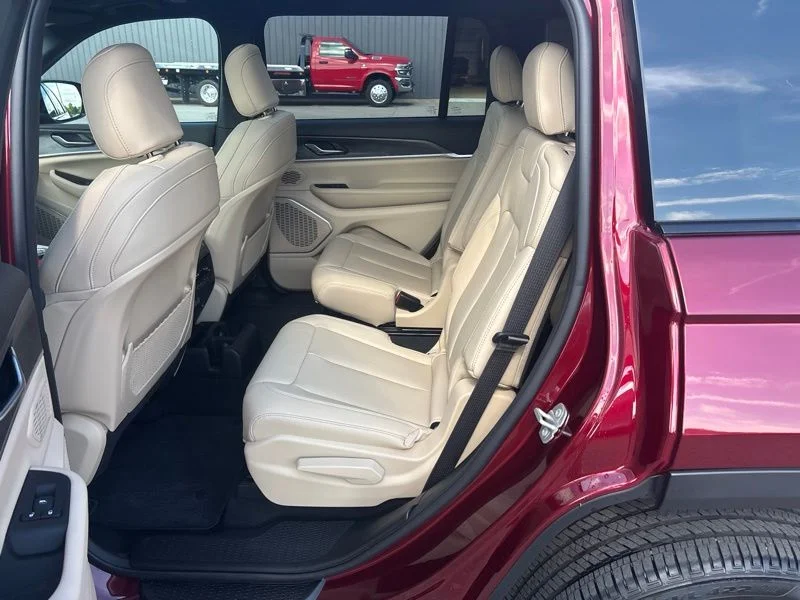 Used 2024 Red Jeep Limited image 17