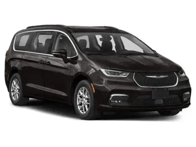 Used 2023 White Chrysler Limited image 6