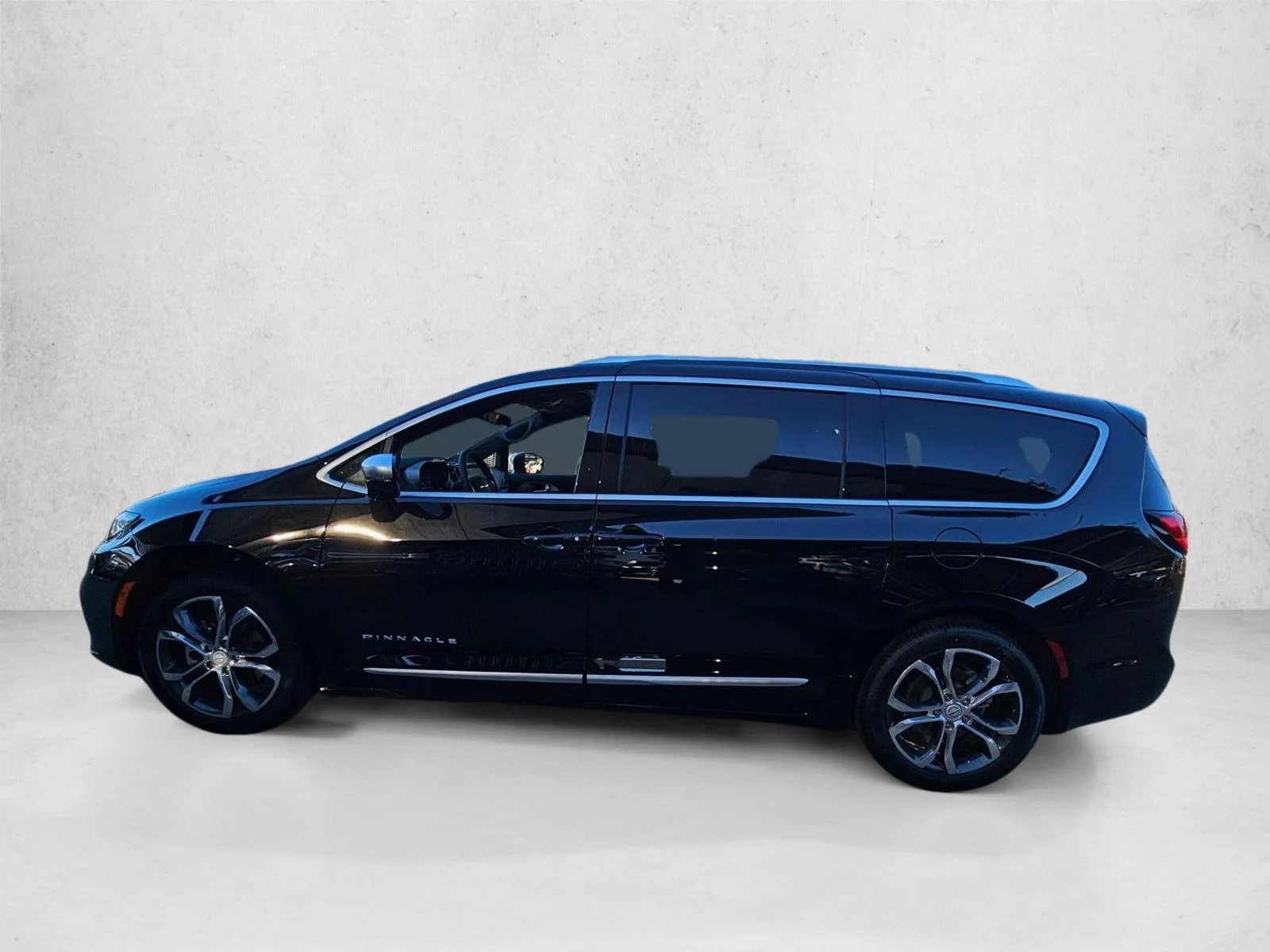 New 2026 Diamond Black Crystal Pearlcoat Chrysler Pinnacle image 5