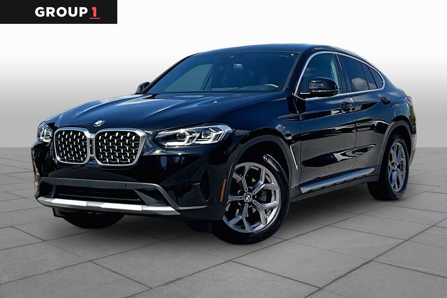 2022 BMW X4 xDrive30i's photo