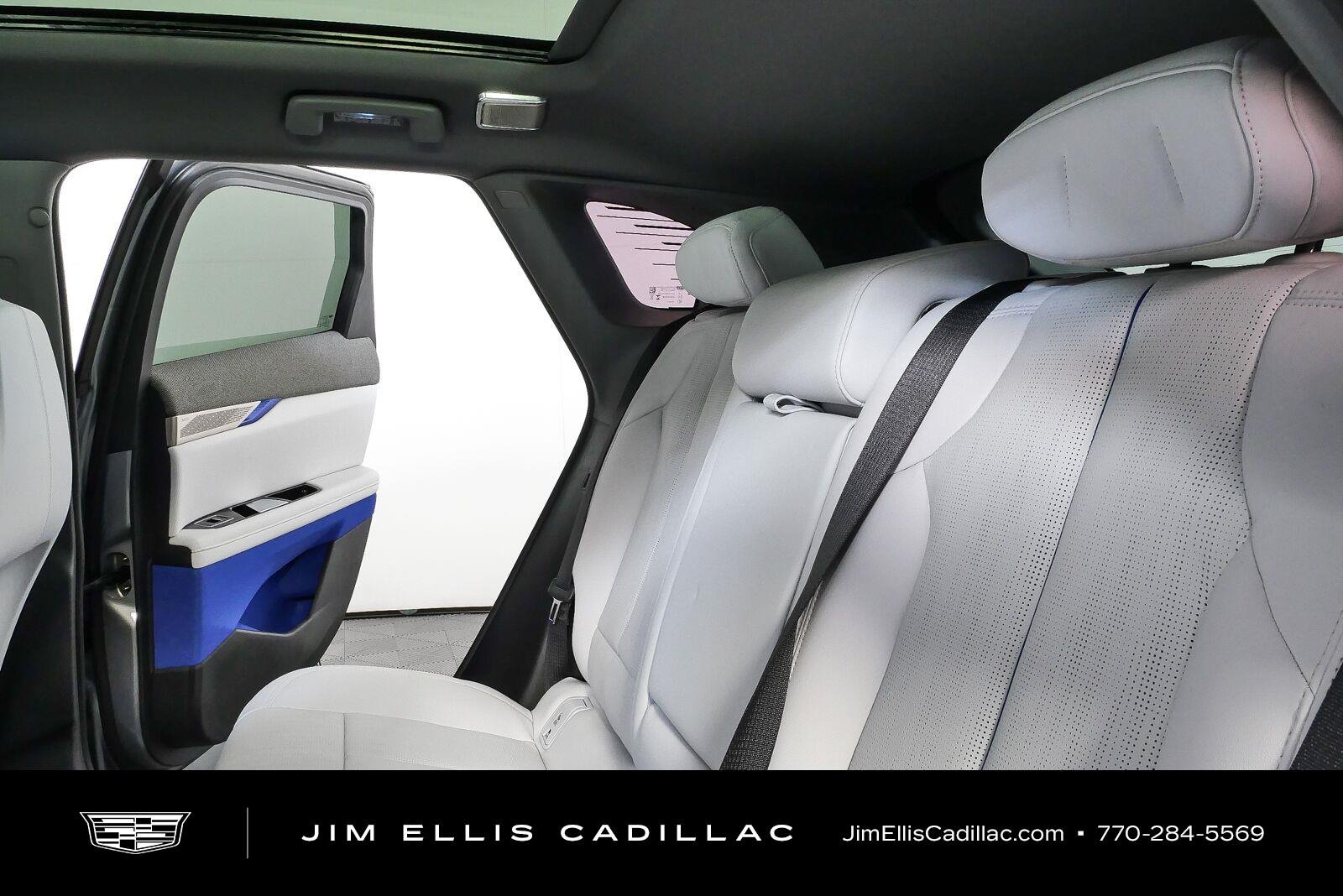 2027 Cadillac OPTIQ Premium Sport - Photo 19