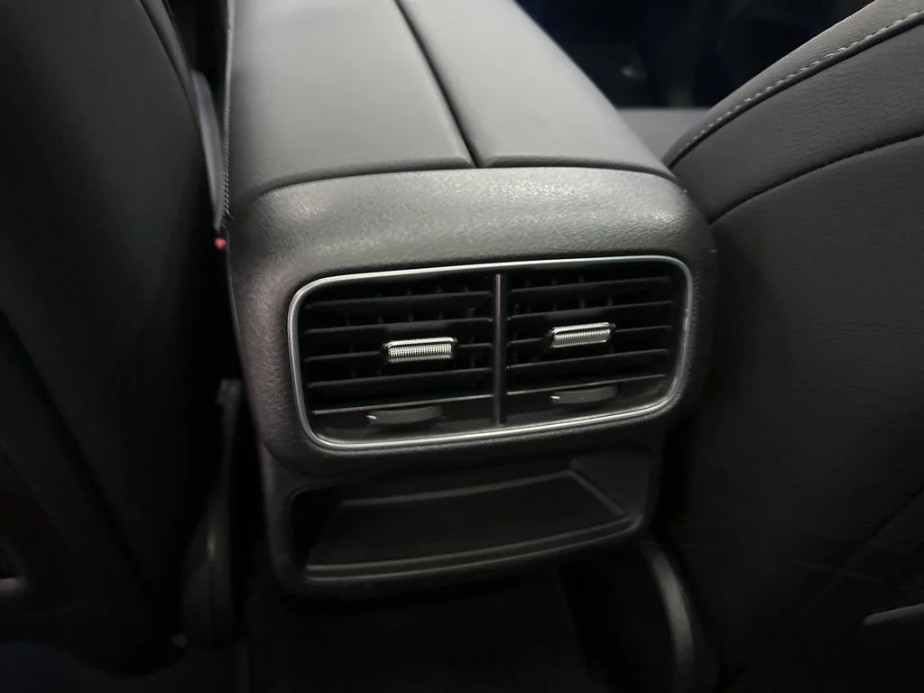 Used 2026 White Mercedes-Benz GLE 450 image 23