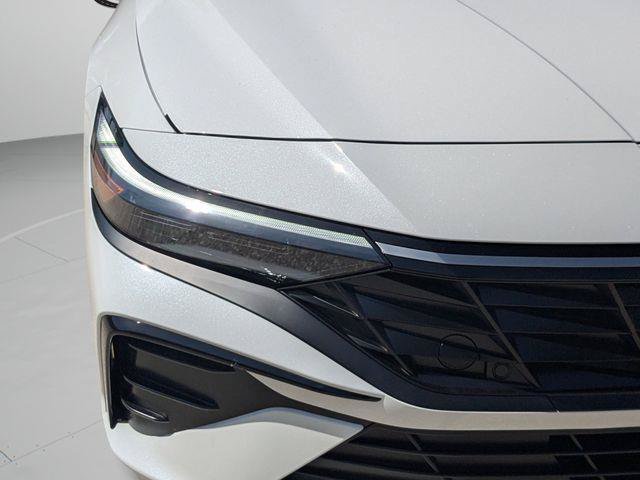 New 2026 Serenity White Hyundai SEL Sport image 11