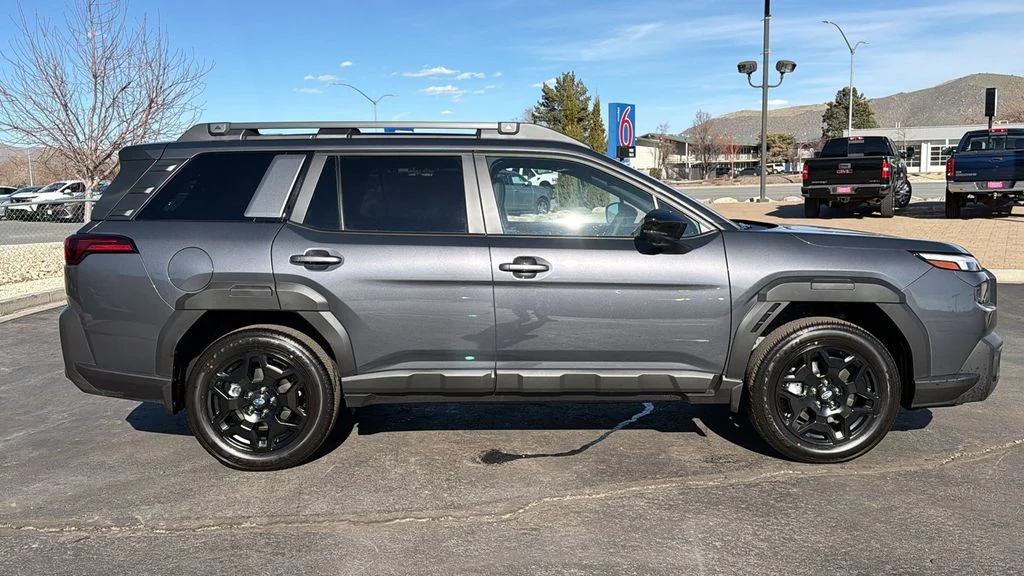 New 2026 MAGNETITE GRAY METALLIC Subaru Limited image 2