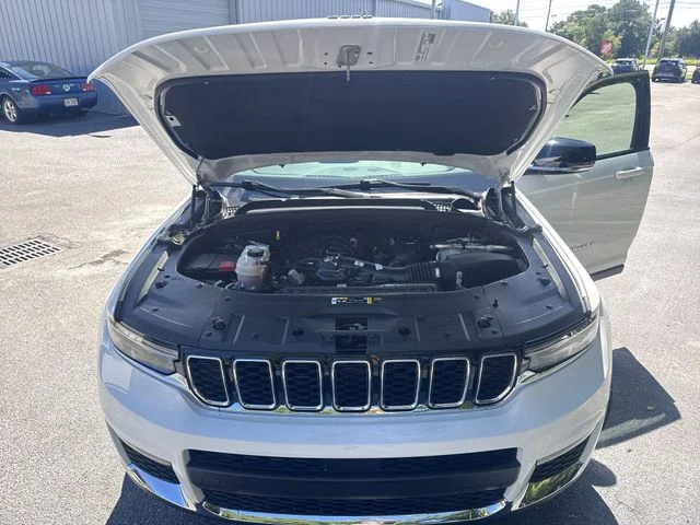 Used 2023 White Jeep Limited image 34