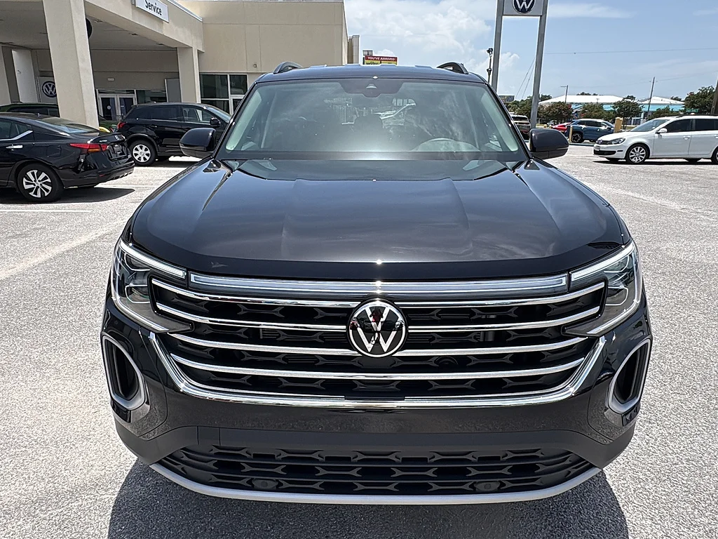 New 2026 Deep Black Pearl Volkswagen 2.0T SE FWD image 8