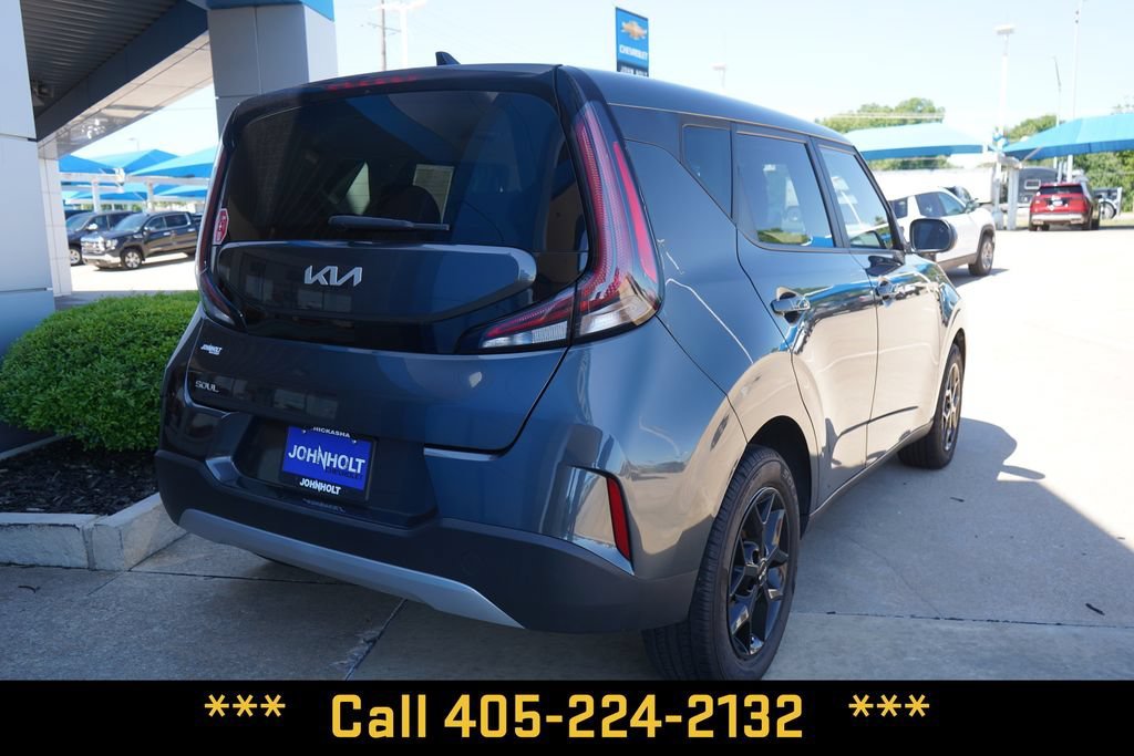 Used 2024 Gray Kia LX image 8