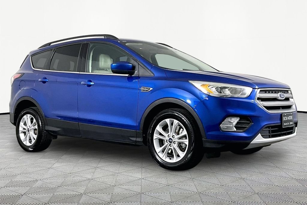 Used 2017 Ford Escape SE with VIN 1FMCU9GD7HUA41109 for sale in Oklahoma City, OK