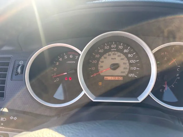 Used 2008 Silver Toyota PreRunner image 26