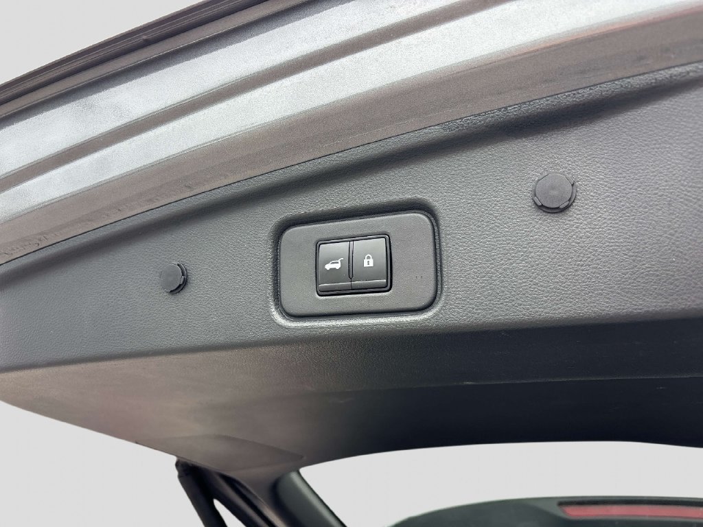 Used 2023 Gray Nissan SL image 14