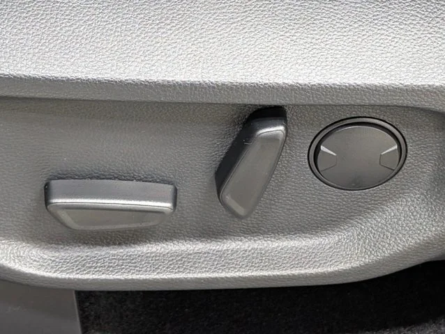 New 2026 Avalanche Ford XLT image 39
