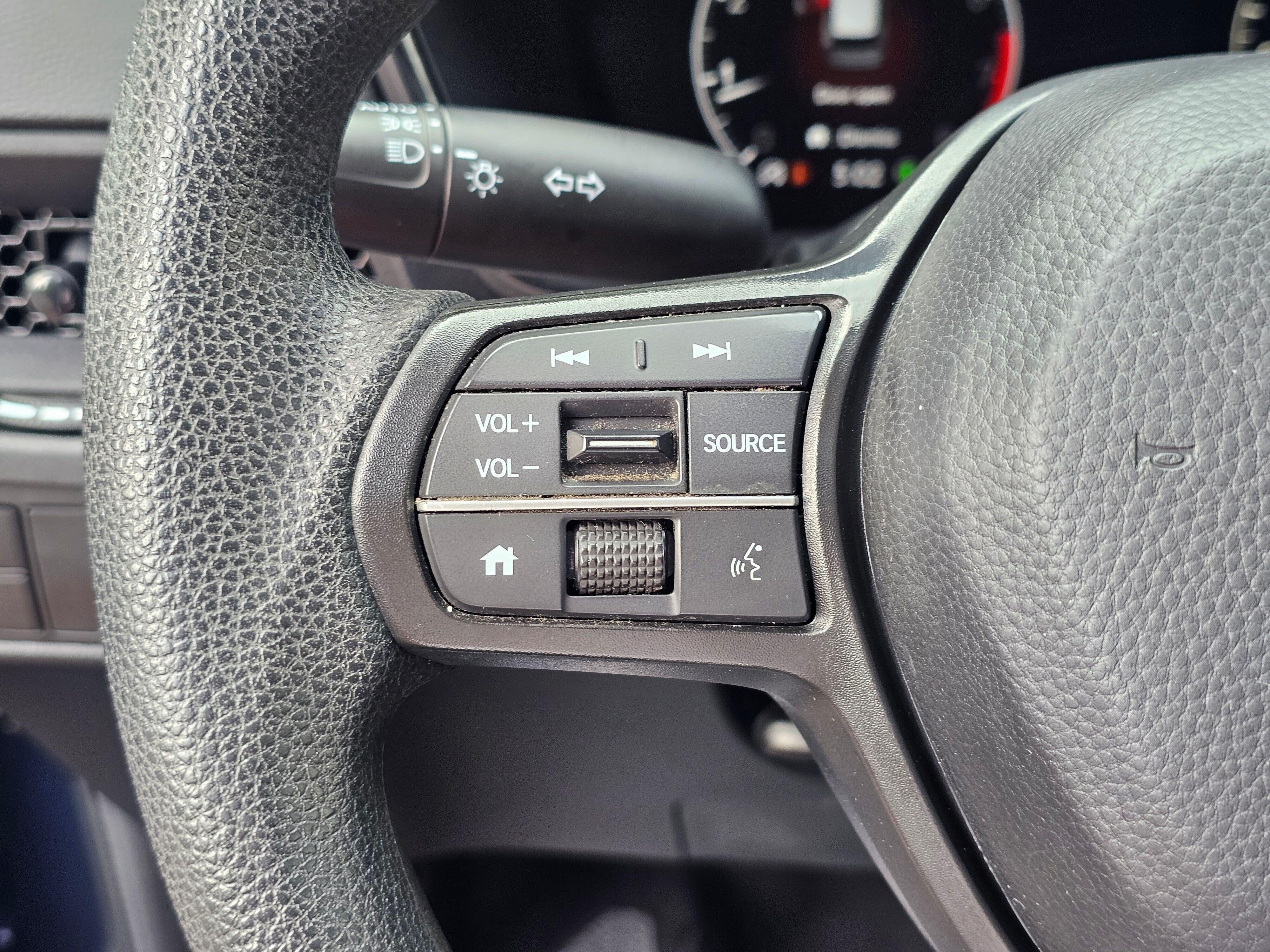 Used 2023 Canyon River Blue Metallic Honda EX image 28