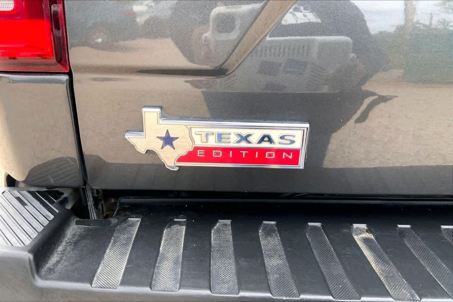 Used 2020 Magnetic Metallic Ford XLT image 9