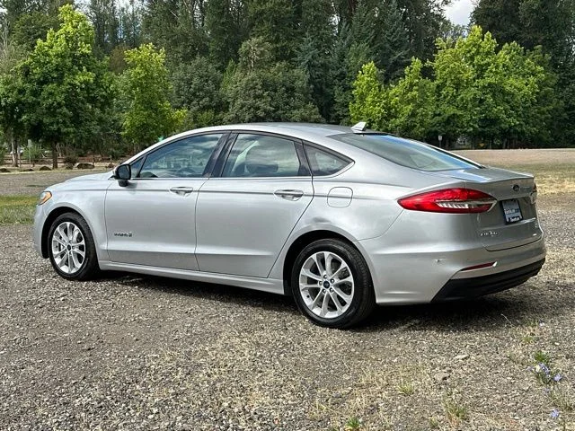 Used 2019 Ingot Silver Ford SE image 7