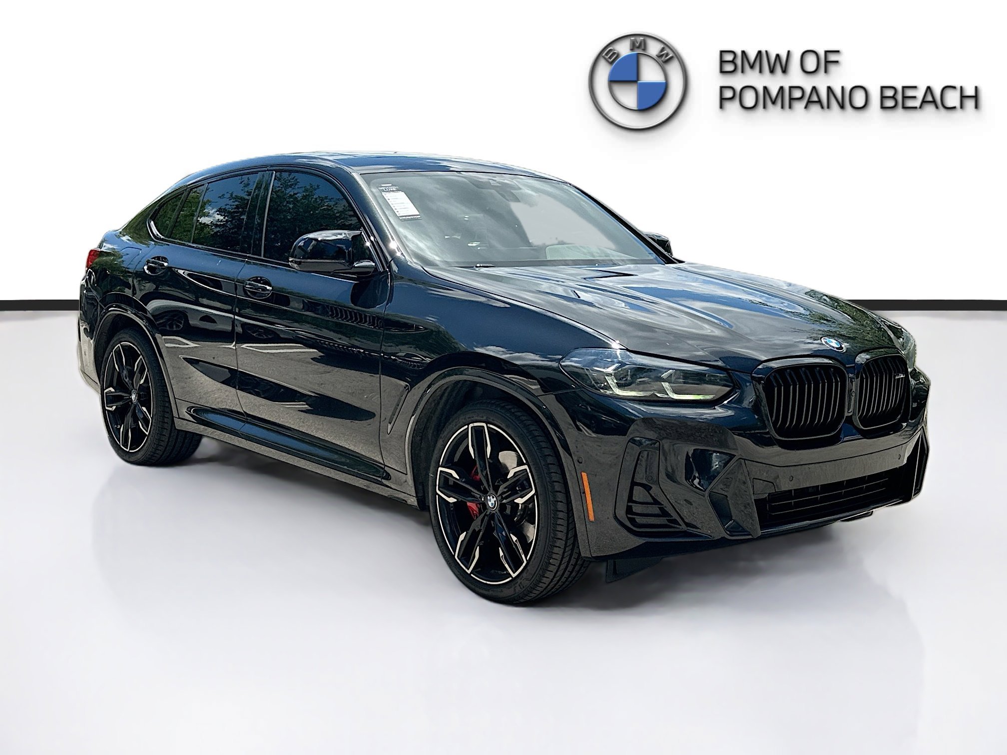 2024 BMW X4 M40i's photo