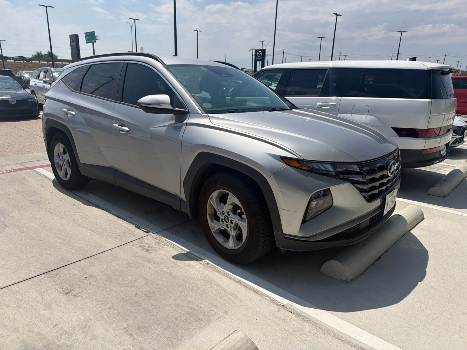 Used 2023 Shimmering Silver Hyundai SEL image 3