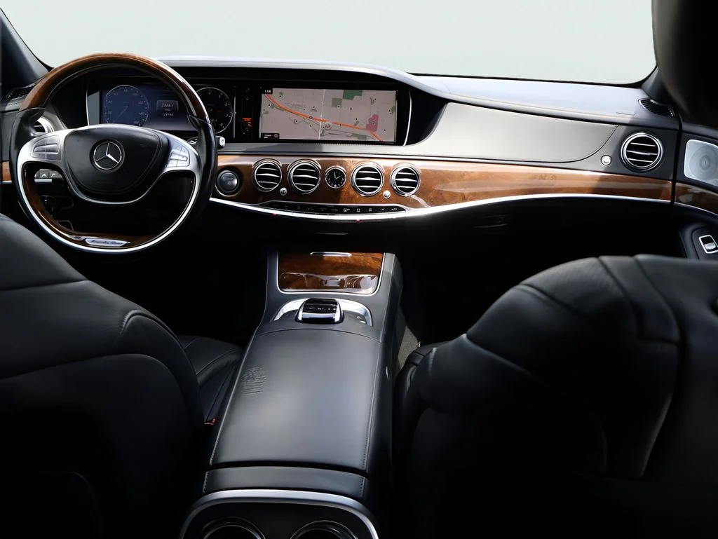 Used 2015 designo Diamond White Mercedes-Benz S 550 image 15