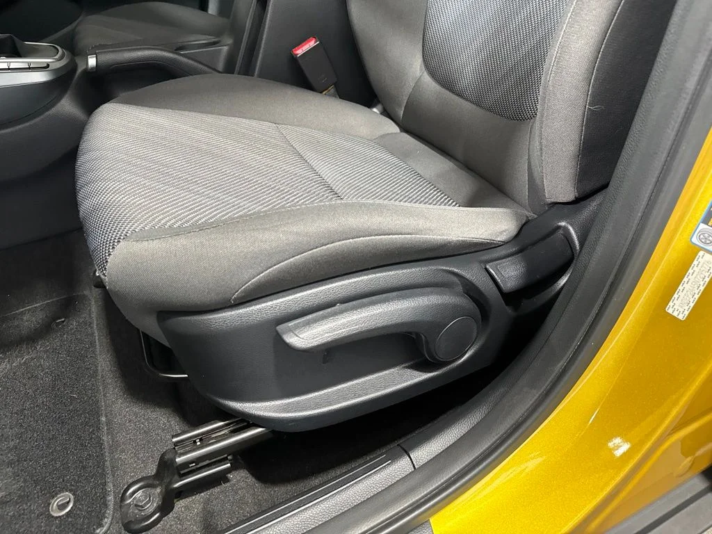Used 2022 Yellow Kia LX image 33