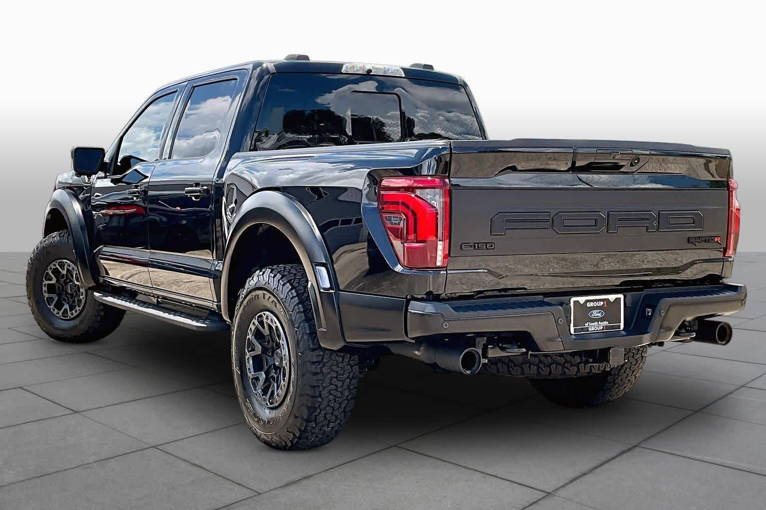 Used 2025 Agate Black Metallic Ford Raptor image 12