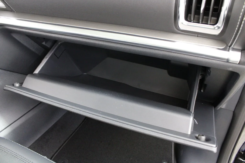 New 2027 Dark Matter Gray Metallic Ford Platinum image 19