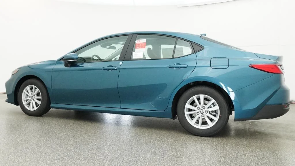 New 2026 Ocean Gem Toyota LE image 17