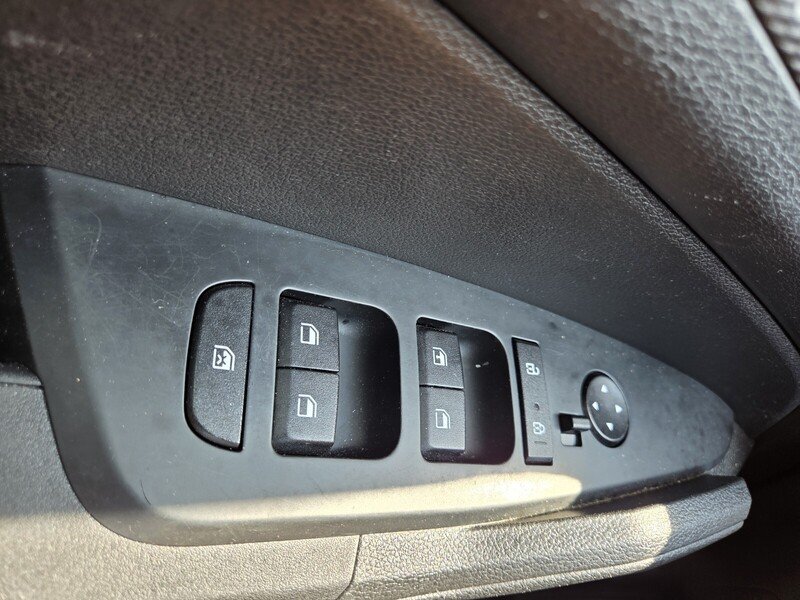 Used 2023 Black Kia LX image 20