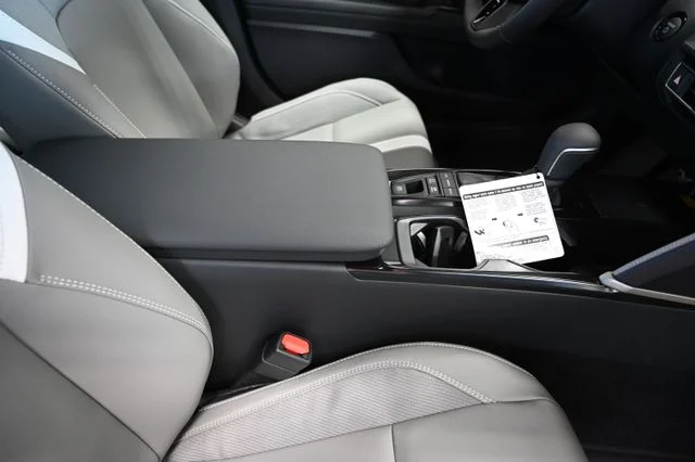 2026 Toyota Camry SE - Photo 20
